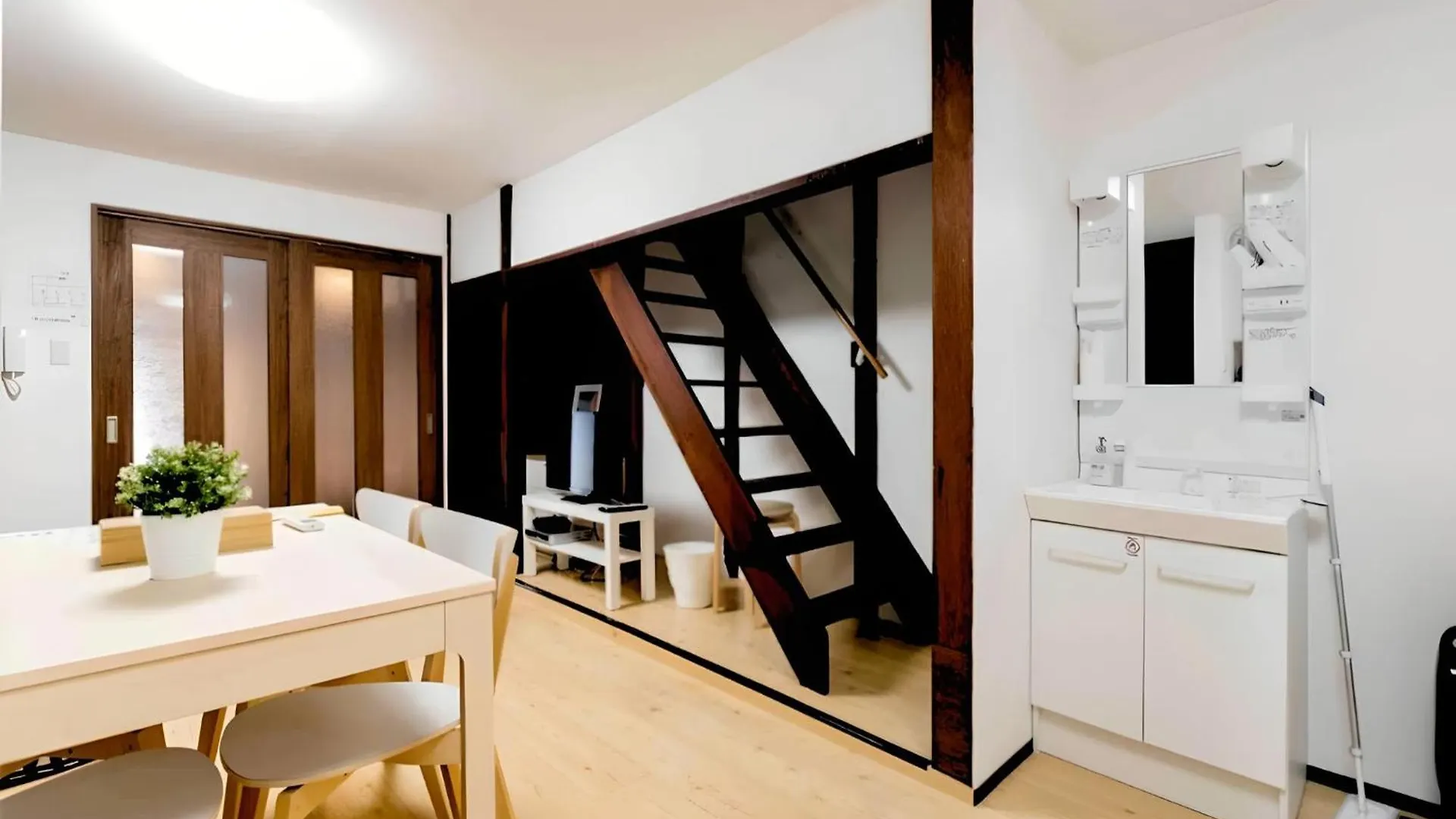 Yagara Terrace House A Apartment Osaka